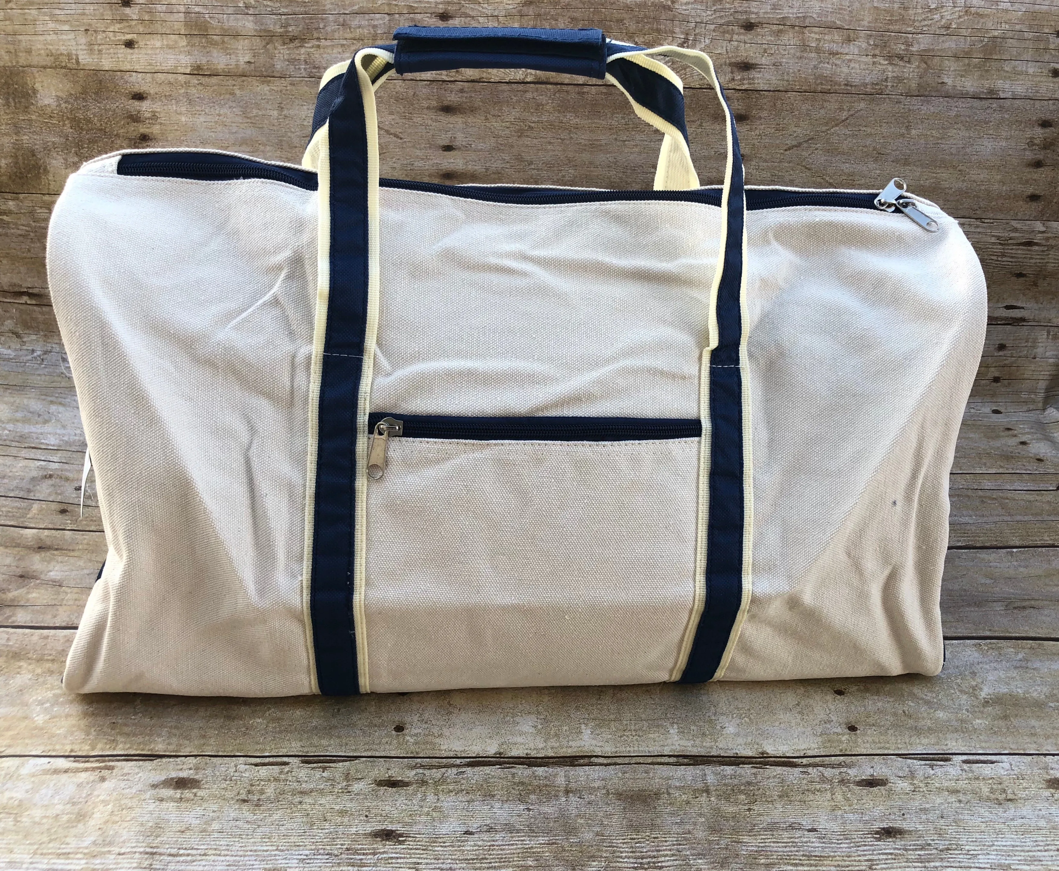 Canvas Duffle Bag NGIL