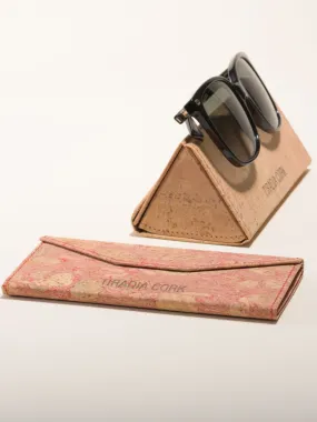 Eco-Friendly Protection: Collapsible Cork Glasses Case by Tiradia Cork