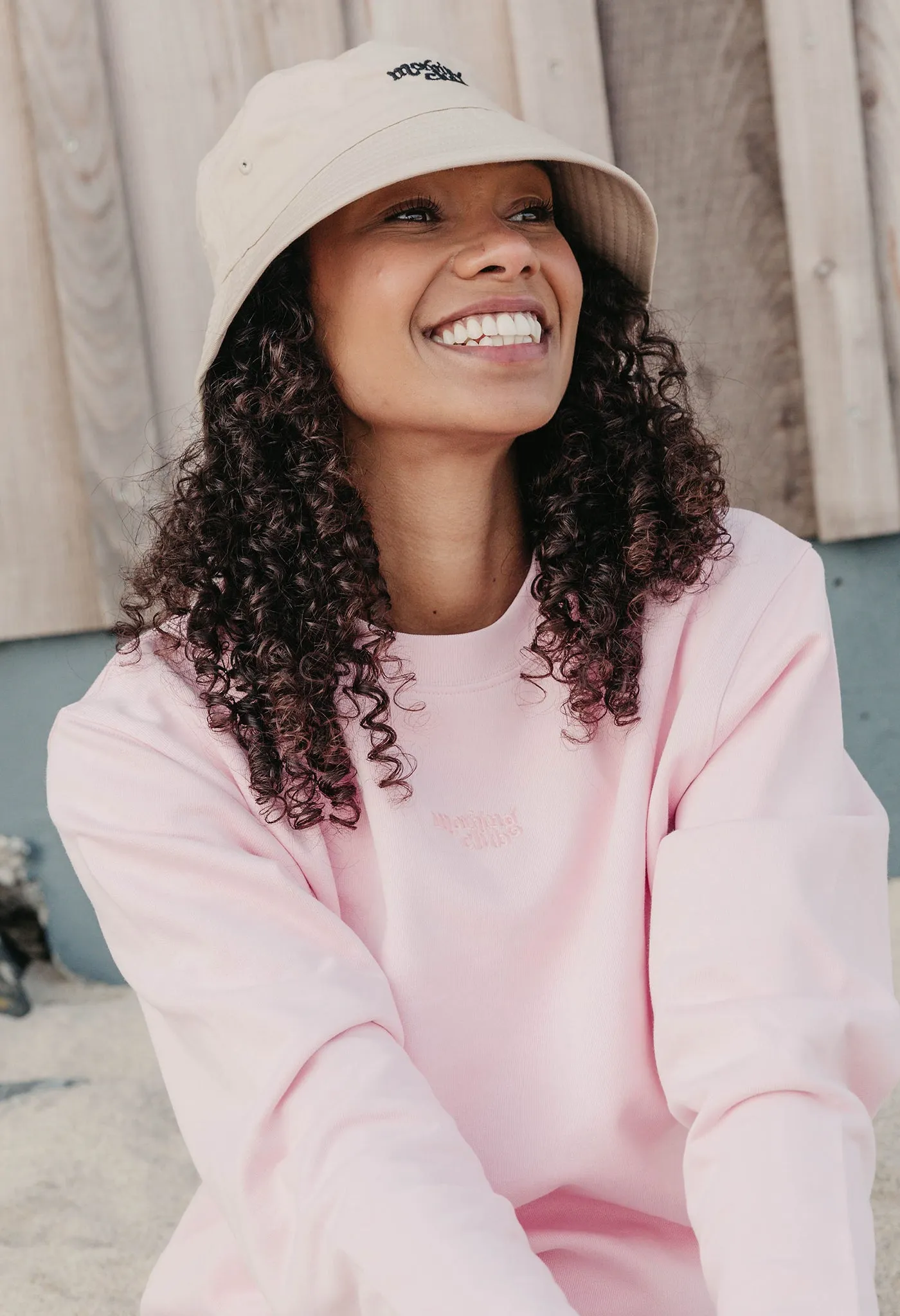 Essential Embroidered Bucket Hat