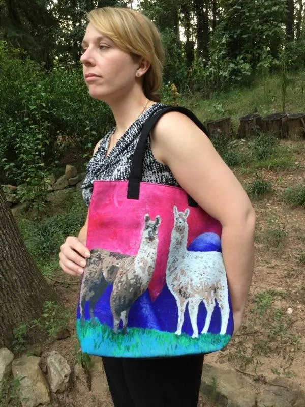 Giraffe Canvas Shoulder Bag - Full Circle