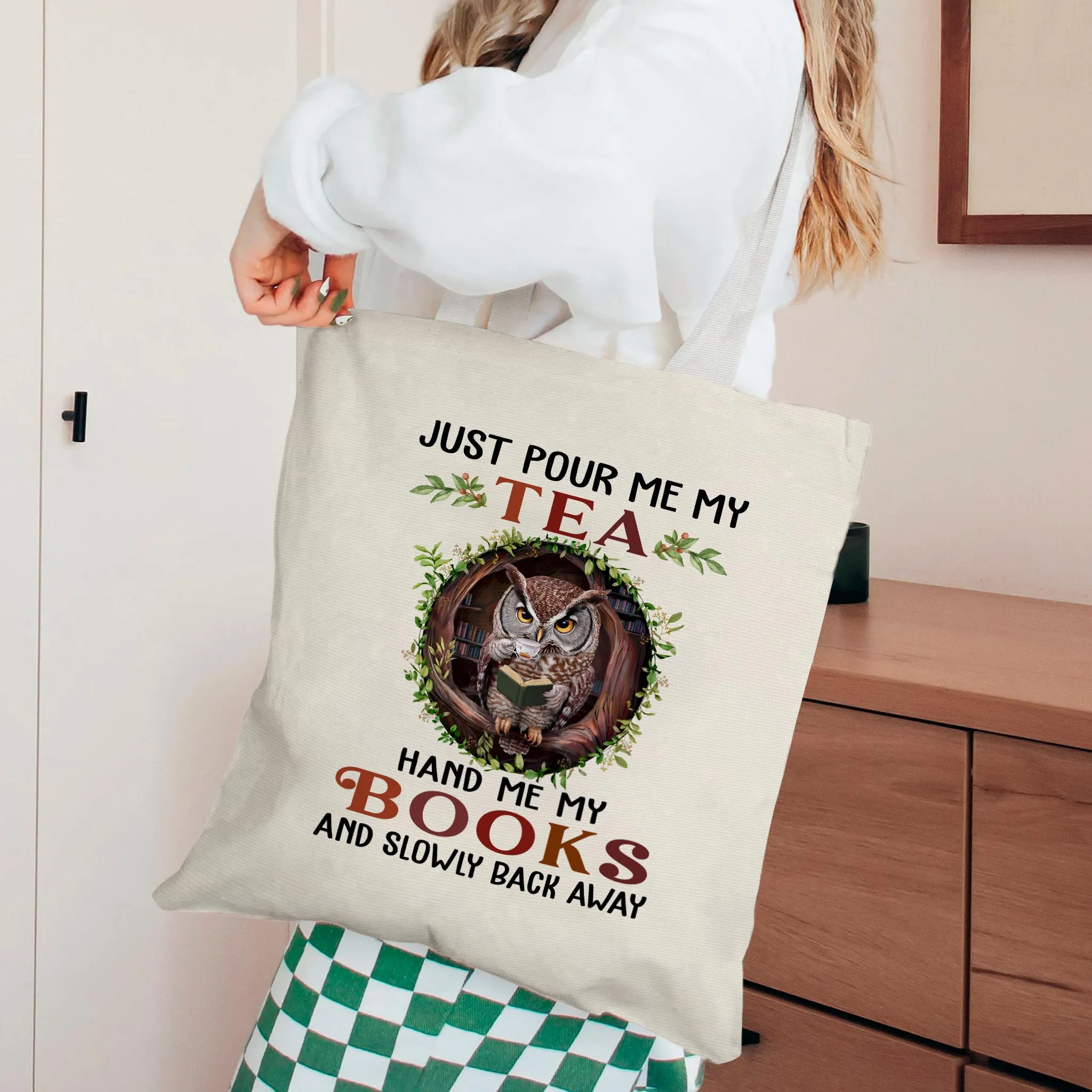 Hand Me My Books Book Lovers Gift TBW507