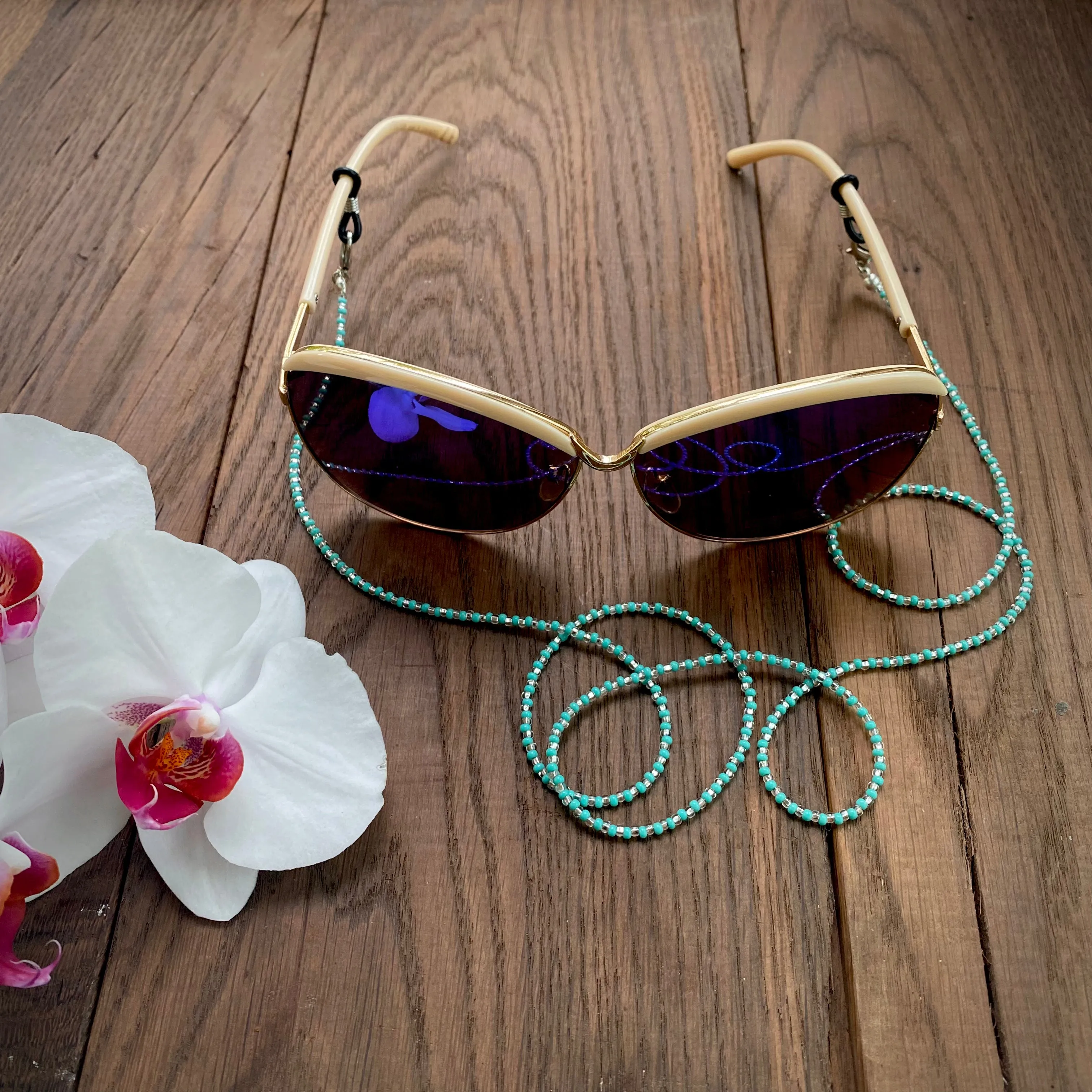 Handmade Dainty Bohemian Seed Beaded Glasses Chain in boho hippie style