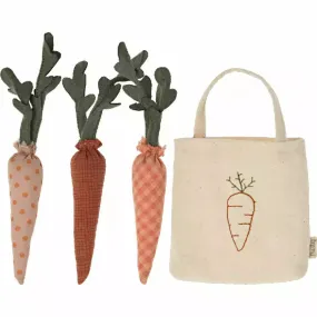 Maileg Carrots in Shopping Bag