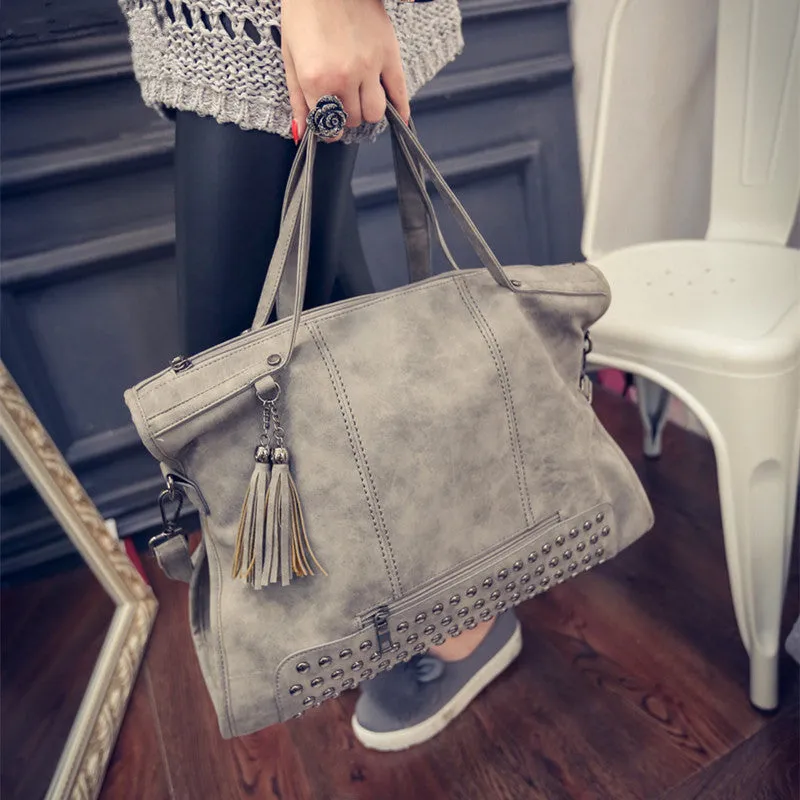 Rivet  Women Leather Handbag Fashion Tassel Messenger Bag Vintage Shoulder Bag Large Top-Handle Bags  Mummy Package