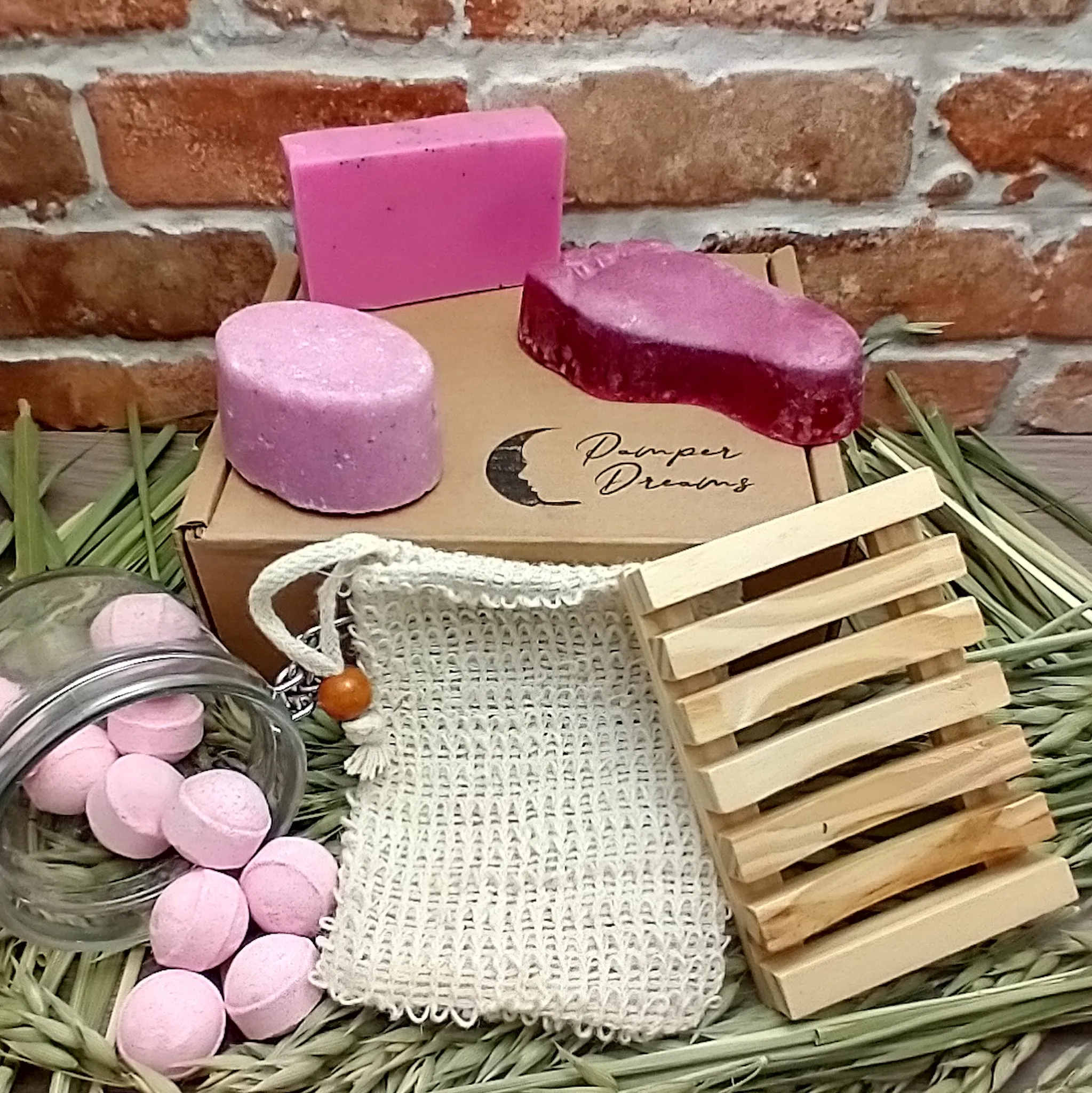 Strawberry Fields Eco-Friendly Pamper Gift Box