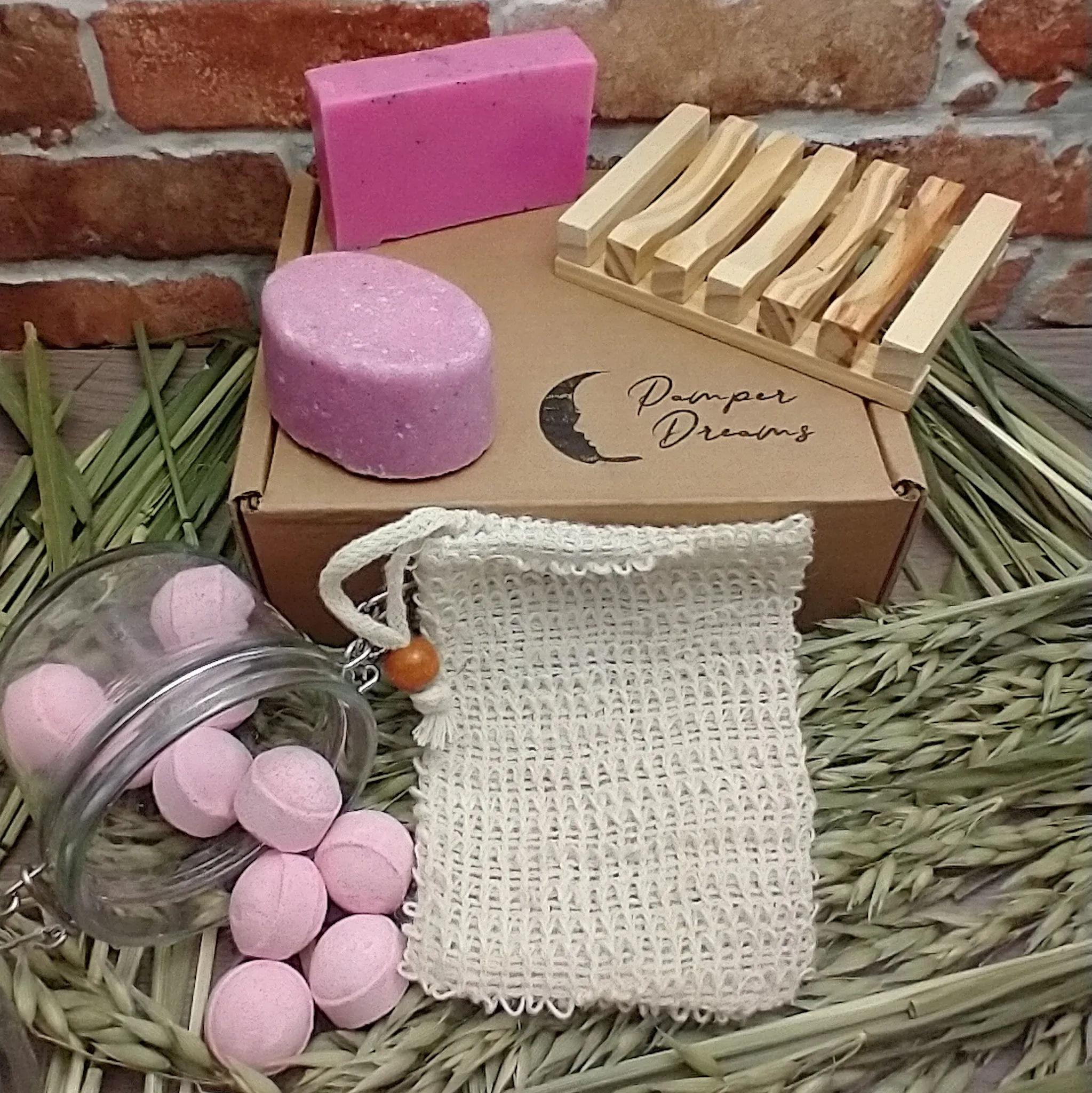 Strawberry Fields Eco-Friendly Pamper Gift Box